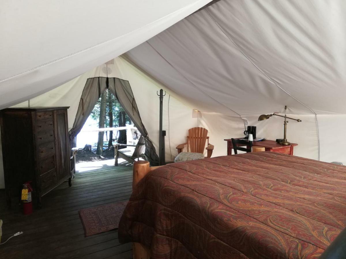 The Woods Inn Inlet المظهر الخارجي الصورة