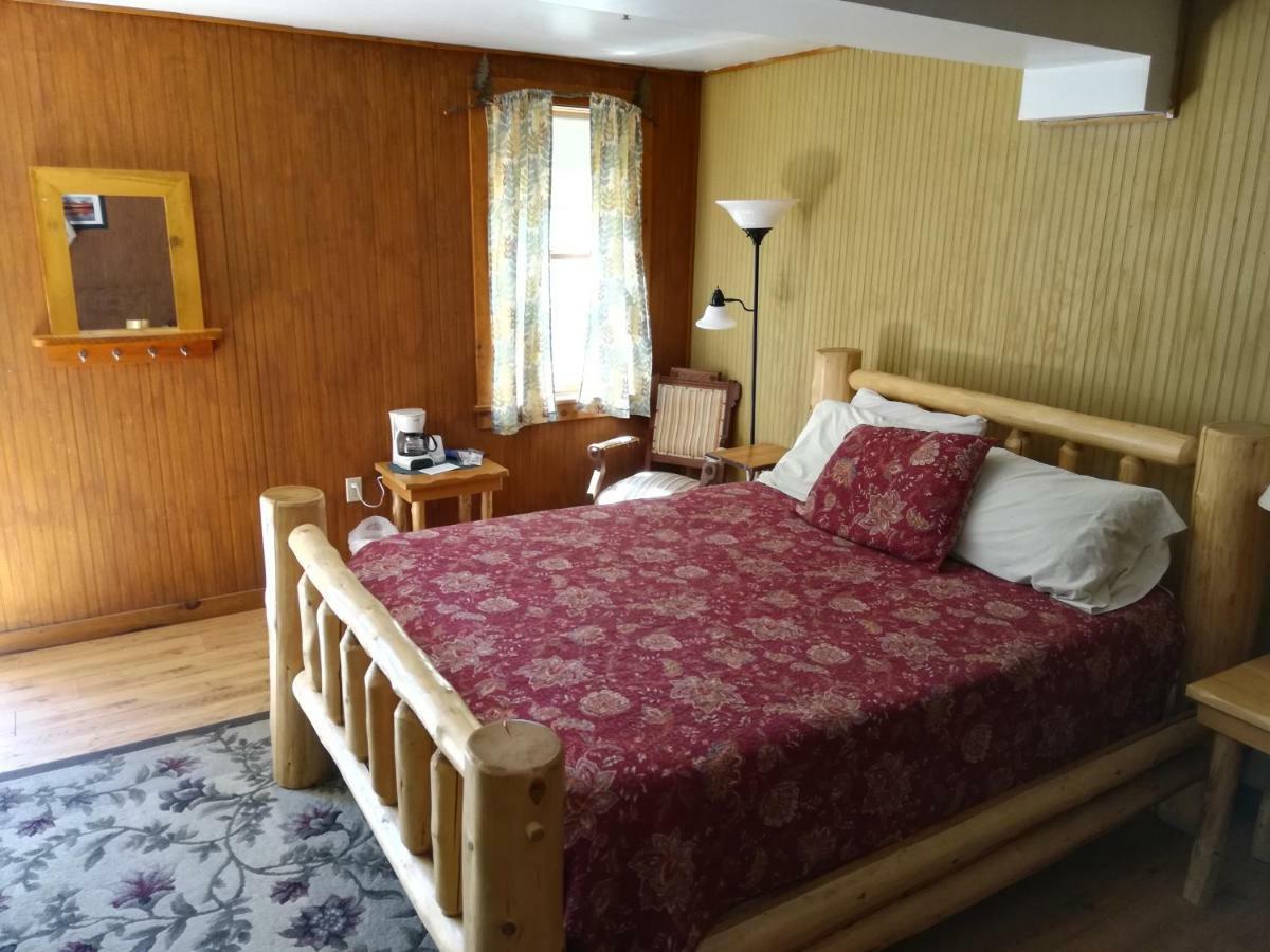 The Woods Inn Inlet المظهر الخارجي الصورة
