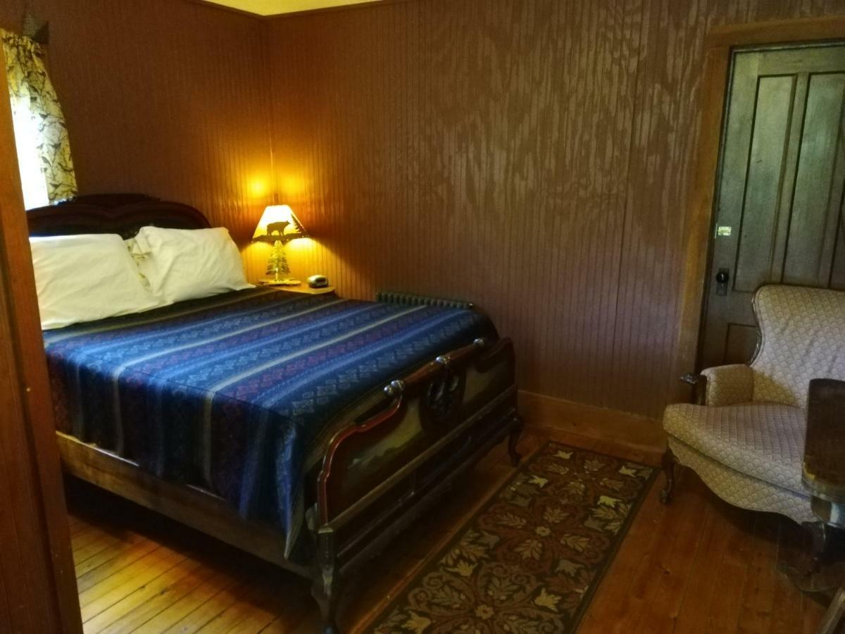 The Woods Inn Inlet المظهر الخارجي الصورة