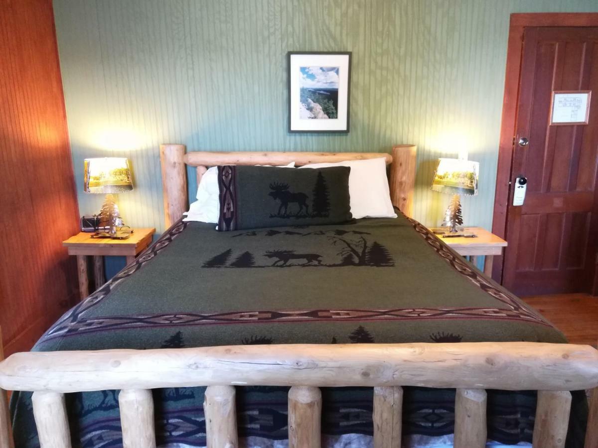 The Woods Inn Inlet المظهر الخارجي الصورة