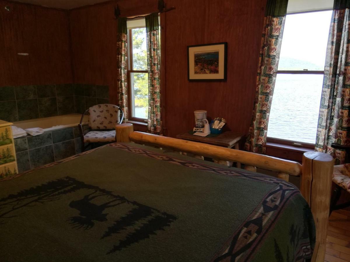 The Woods Inn Inlet المظهر الخارجي الصورة